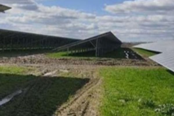 Belice 82 MW Solar Panel Array