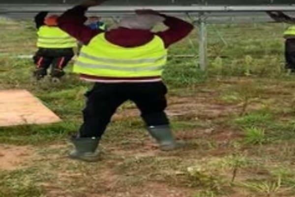 Belice 82 MW On-Site Construction Crew
